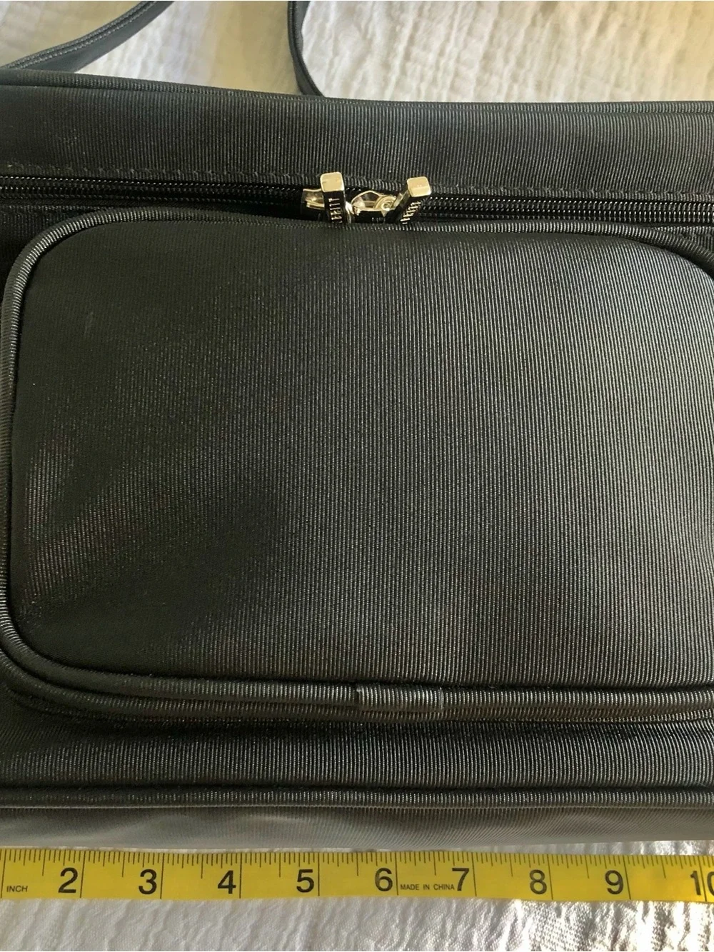 Celebrity Classic Black Women's Cosmetic Shoulder Bag